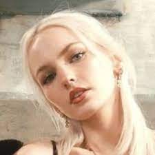 ellie reese barnett feet 4