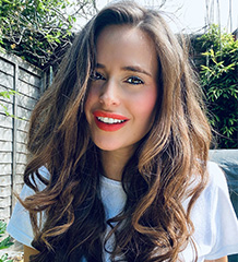 ellie thompson feet 5