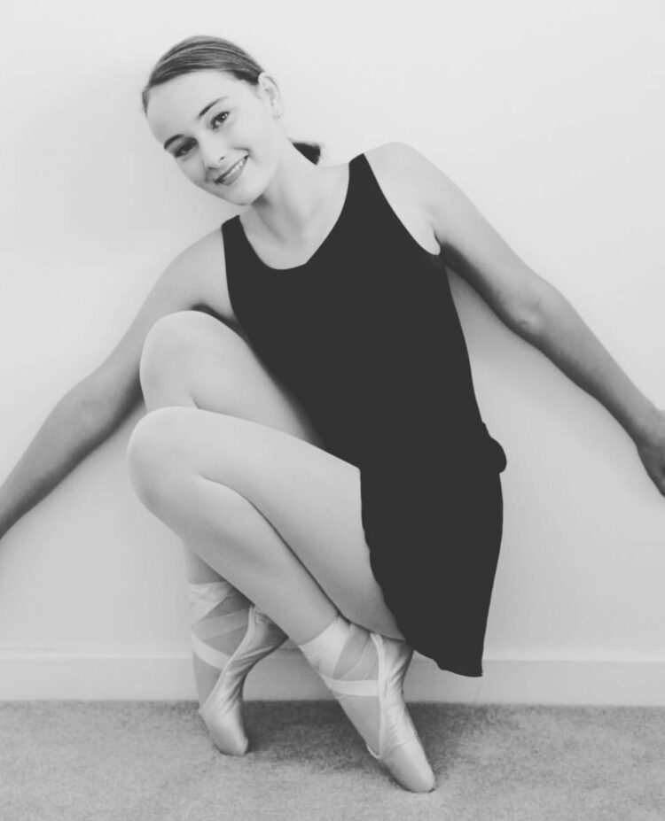 ellirah wormald feet