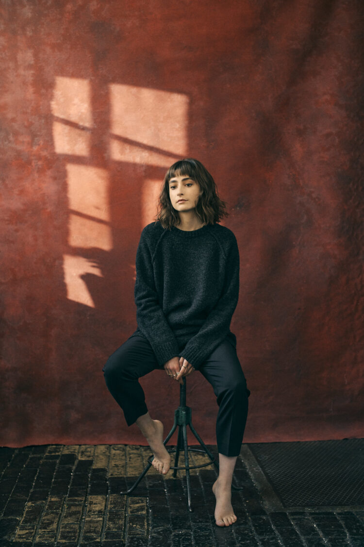 ellise chappell feet