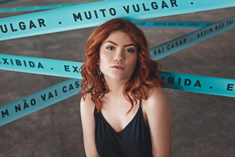 ellora haonne feet 4