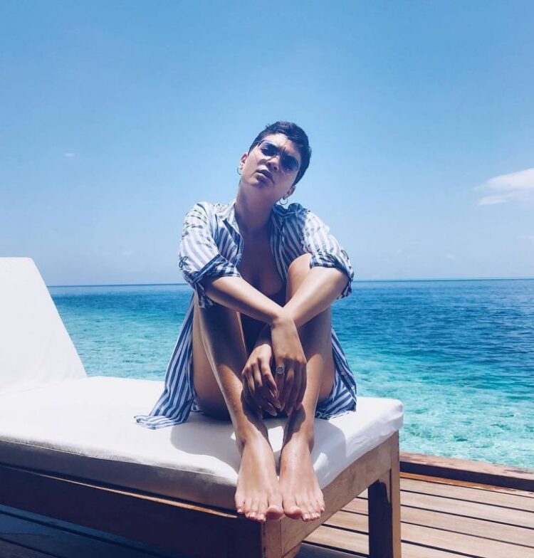 elodie di patrizi feet 5