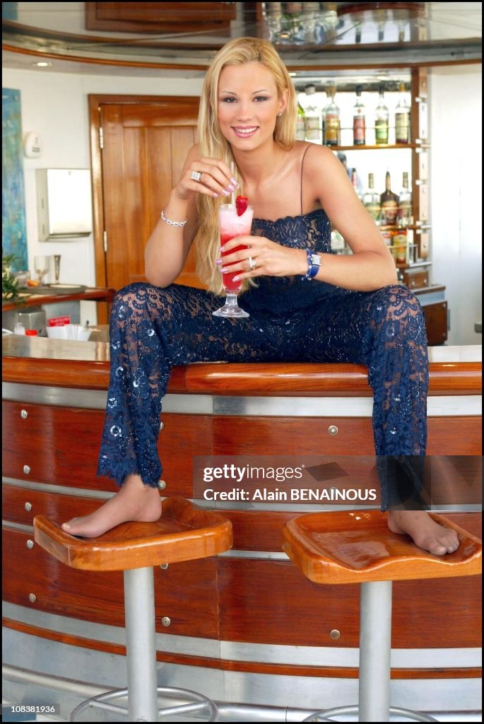 elodie gossuin feet 1