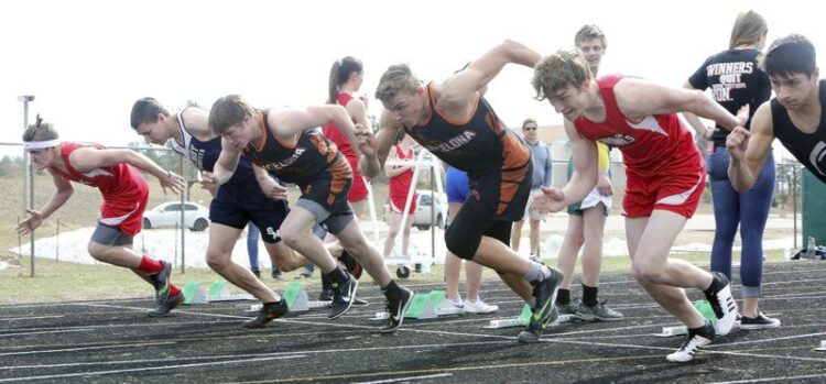 elonna mae francisco feet 6