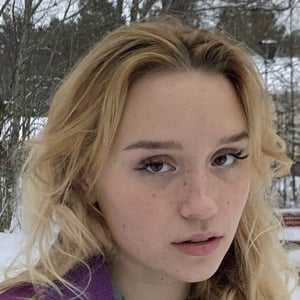 elsa eustergerling feet 1