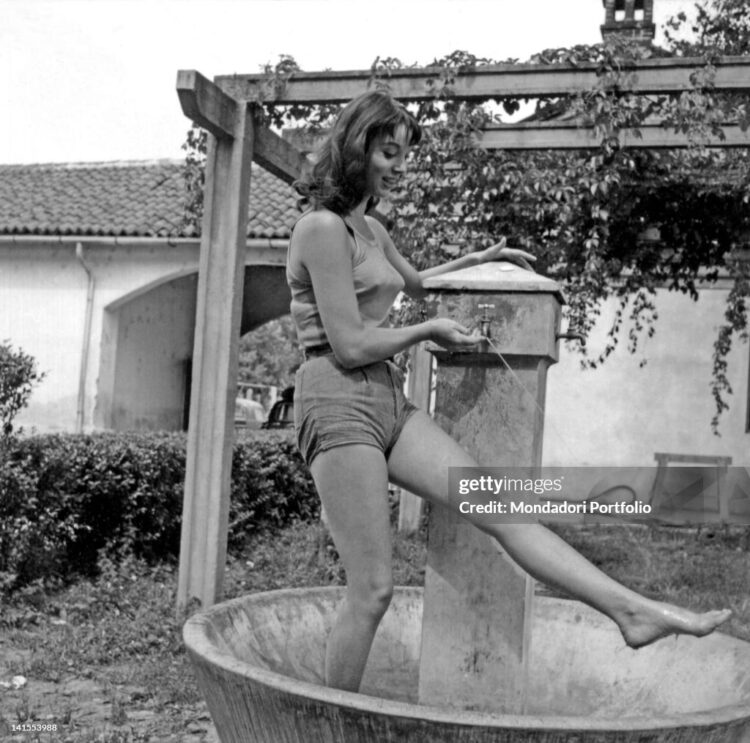 elsa martinelli feet 1