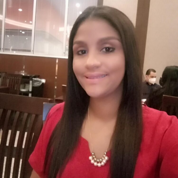 elvia pedroza feet 6