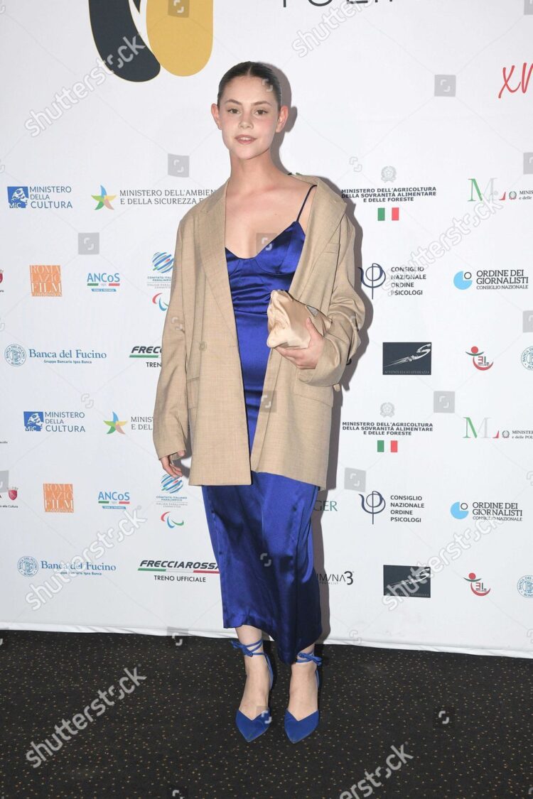 elvira camarrone feet 2