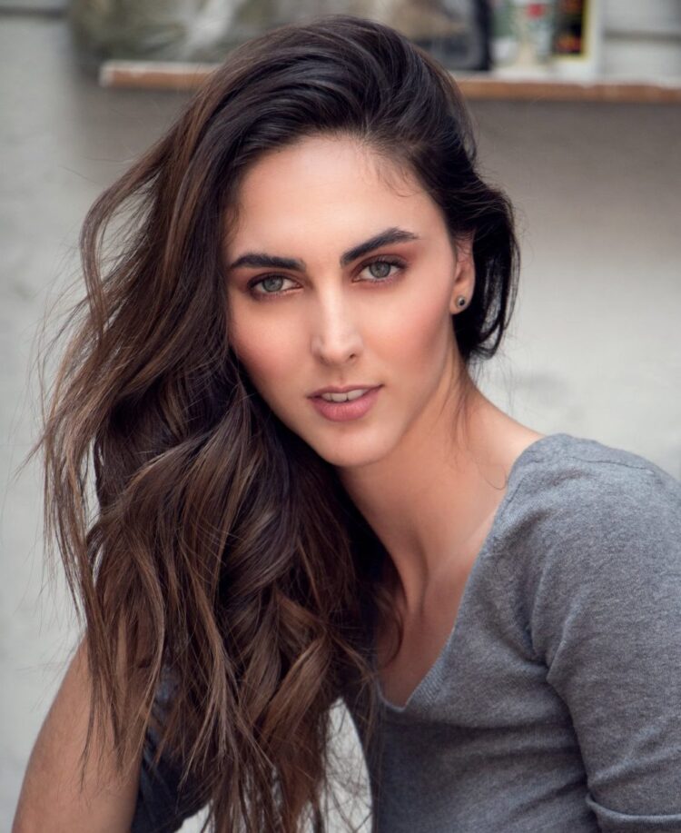 elysa villareal feet 6