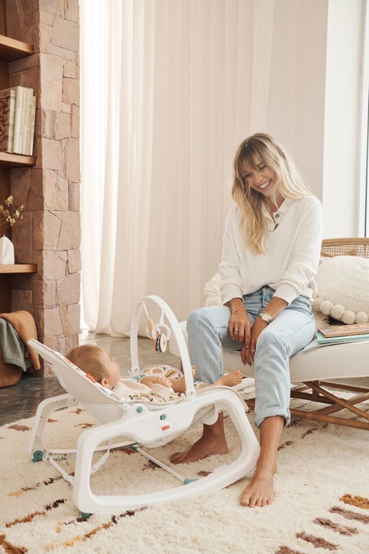 elyse knowles feet 5