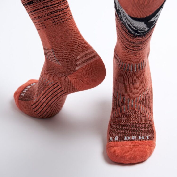 elyse saugstad feet 6