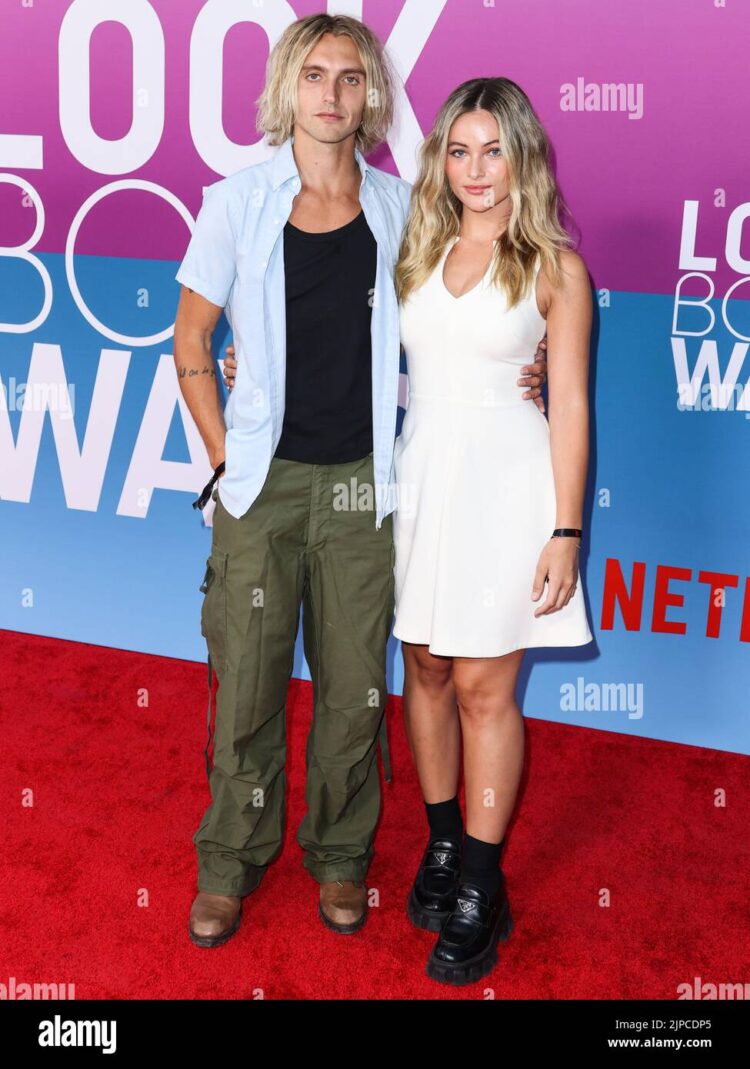 elysee sanville feet 6