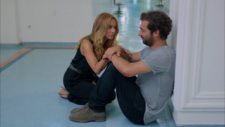 emel colgecen feet 6