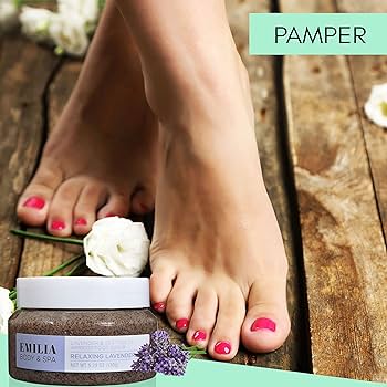 emelia colucci feet 3