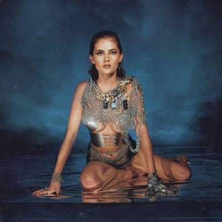 emeline le douaron feet 4