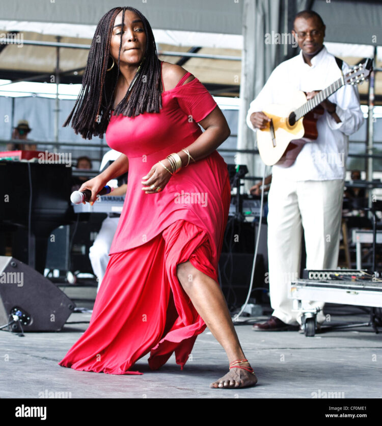 emeline michel feet 5