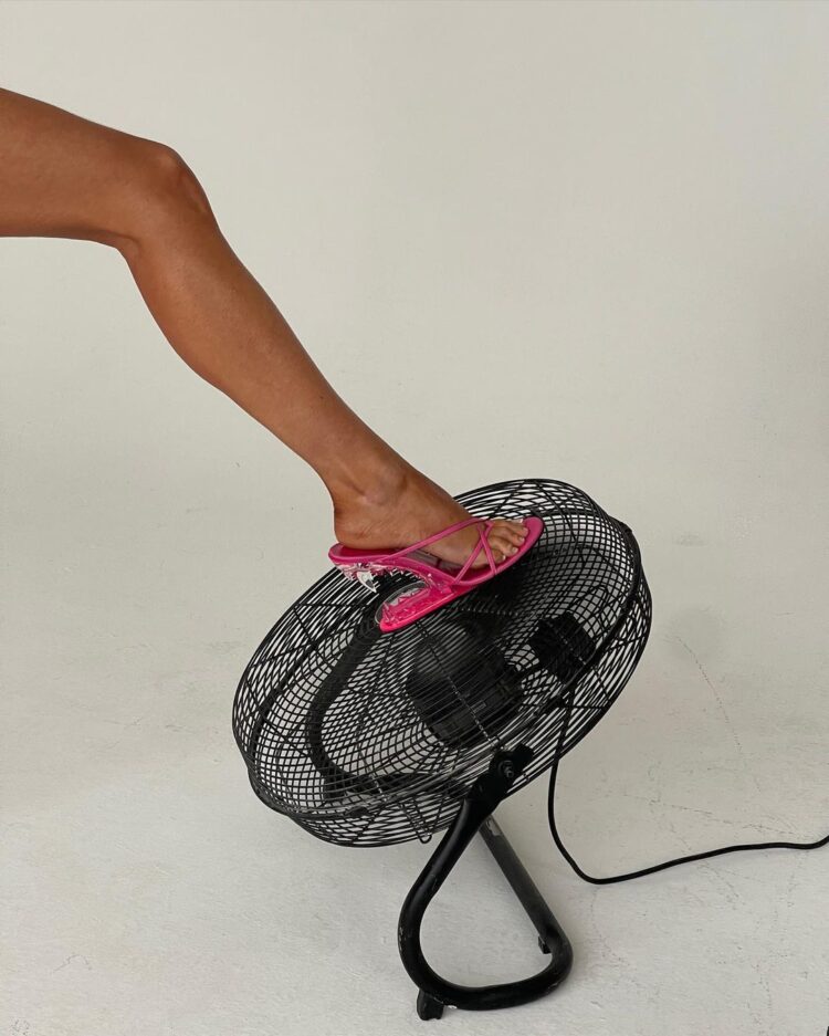 emili sindlev feet 6