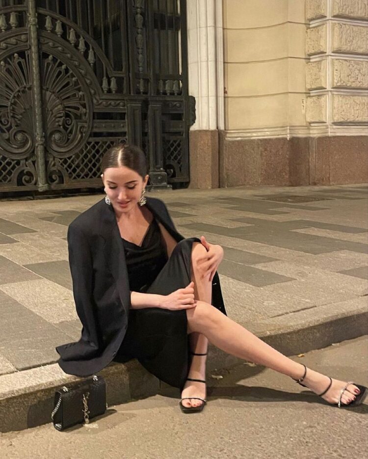 emilia danilevskaya feet 3