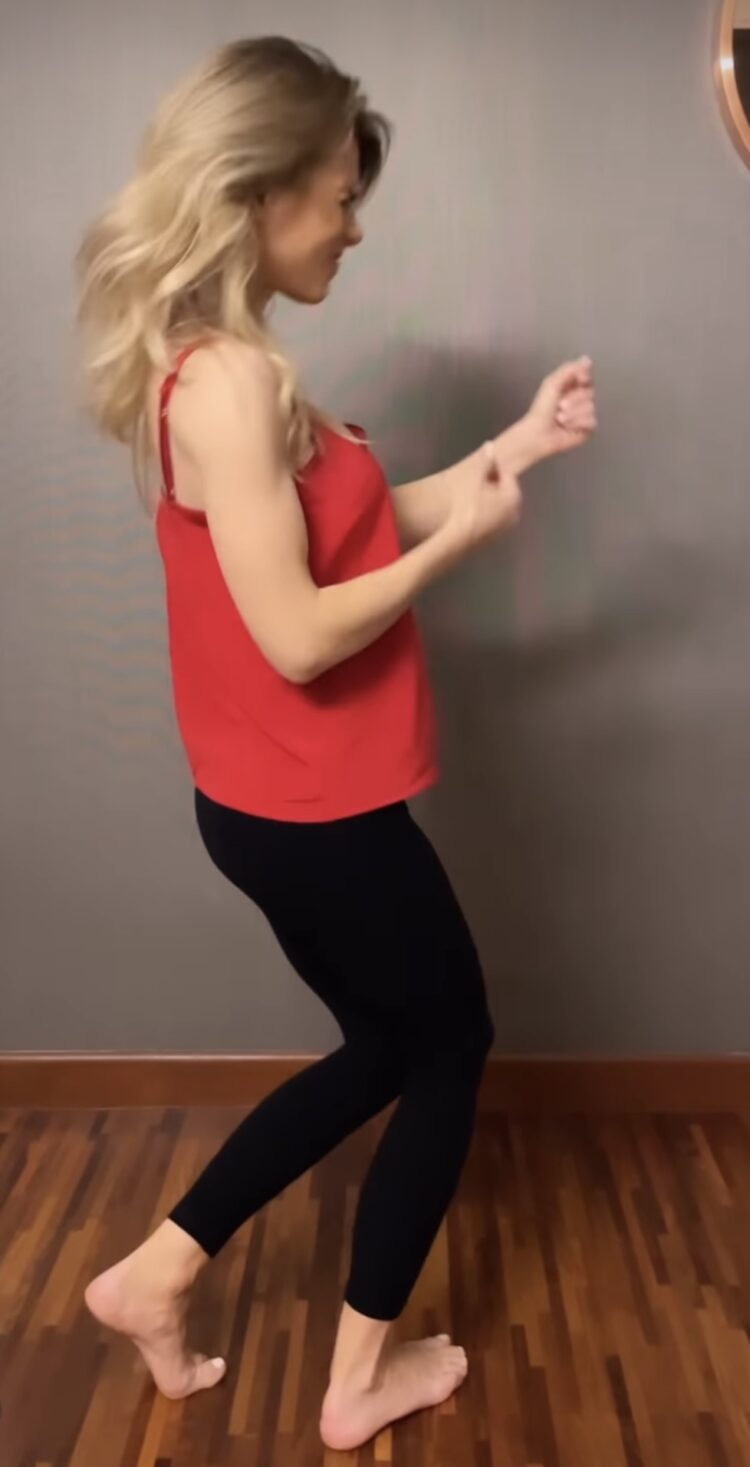 emilia komarnicka feet 1