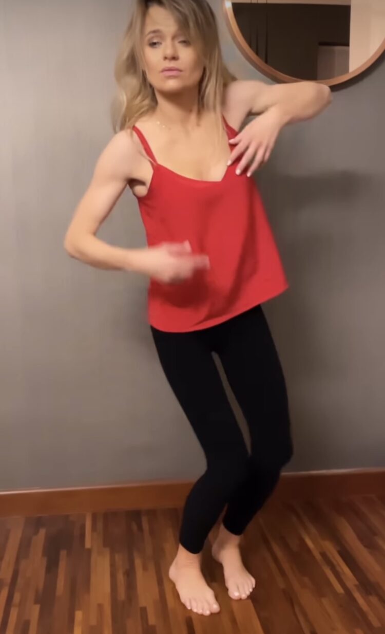 emilia komarnicka feet