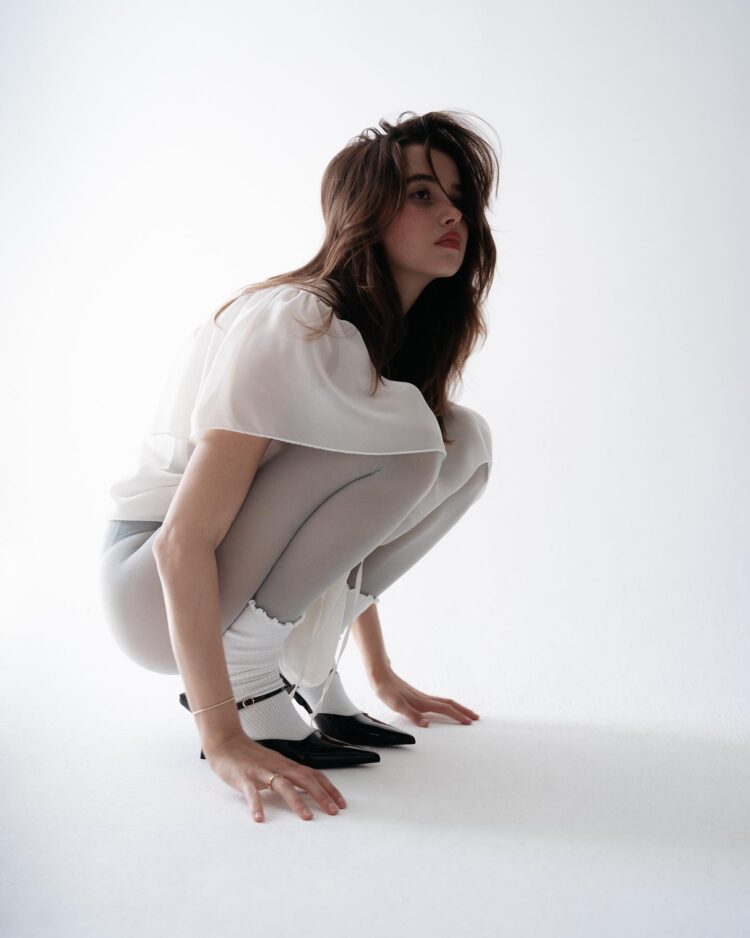 emilia merkell feet 4