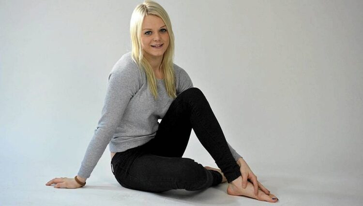 emilia pikkarainen feet 6