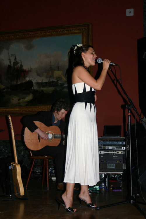 emiliana torrini feet 5