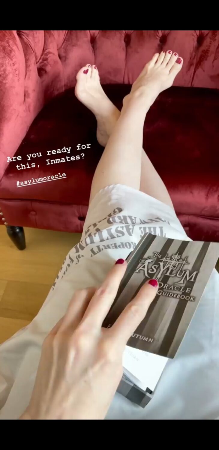 emilie autumn feet