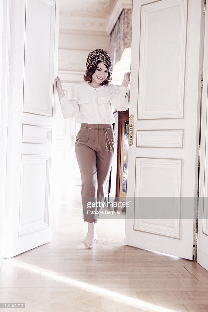 emilie dequenne feet 5