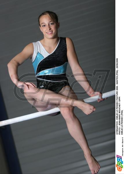 emilie le pennec feet