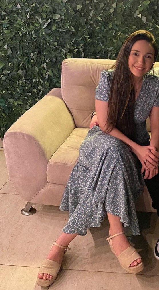 emily andrade feet 1