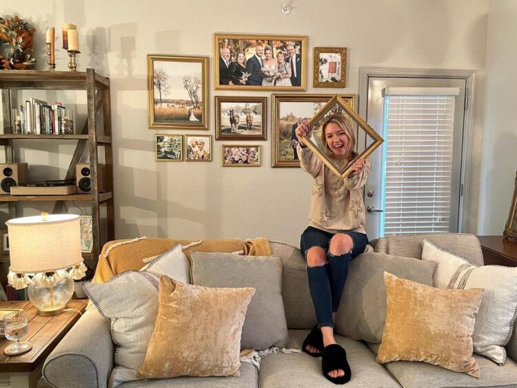 emily ann roberts feet 5