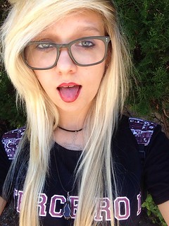 emily barreto feet 4