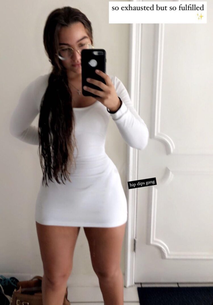 emily bobrowsky feet 6