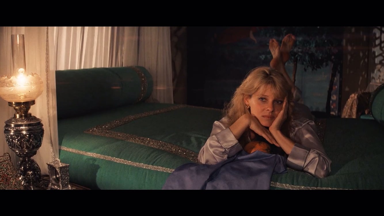 emily capshaw feet 3