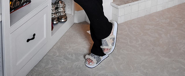 emily carriveau feet 3