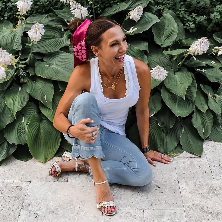 emily carriveau feet