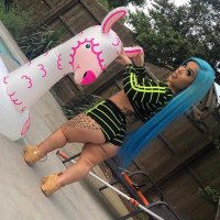 emily fernandez feet 6