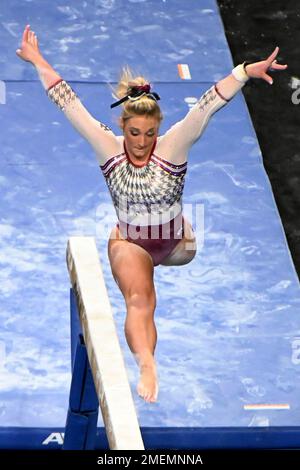 emily gaskins feet 4