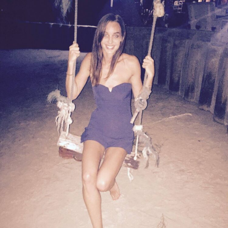 emily hartridge feet 1