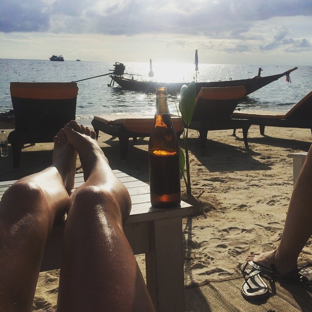 emily hartridge feet 3