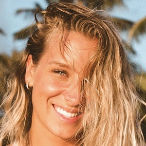 emily jade greaves feet 5