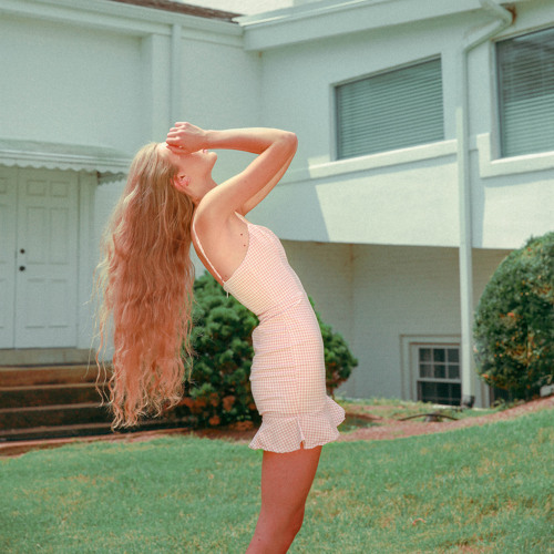 emily krueger feet 3