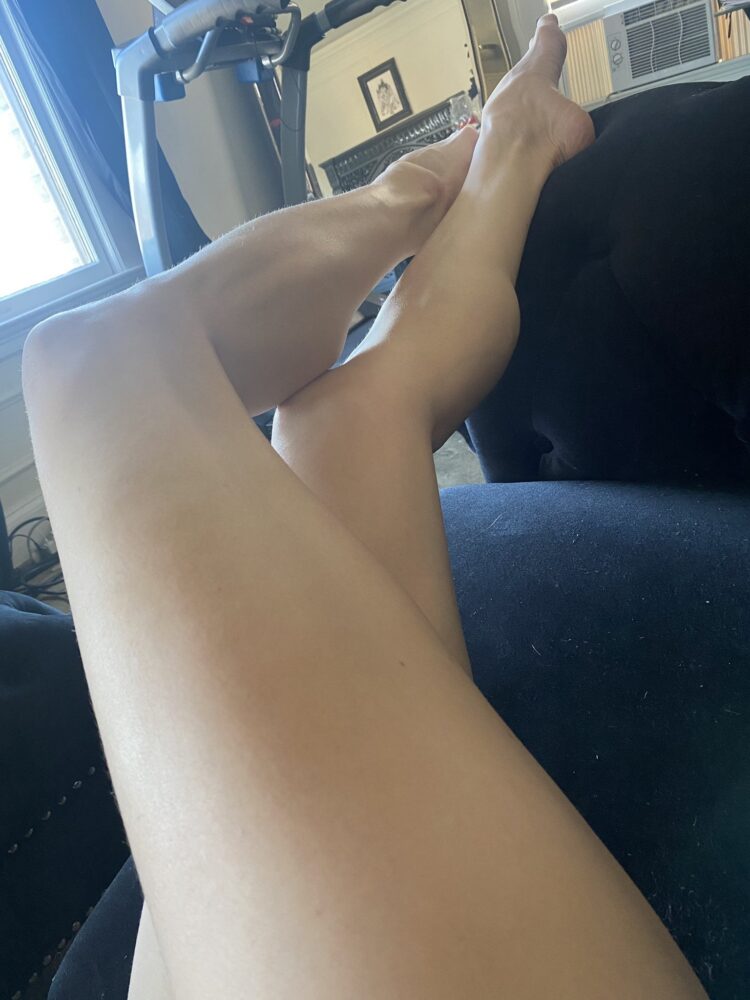 emily lazar feet