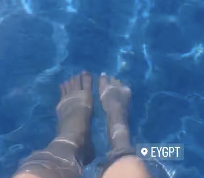 emily middlemas feet 6