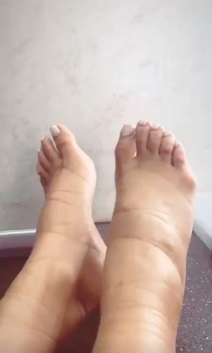 emily mitchell feet 5