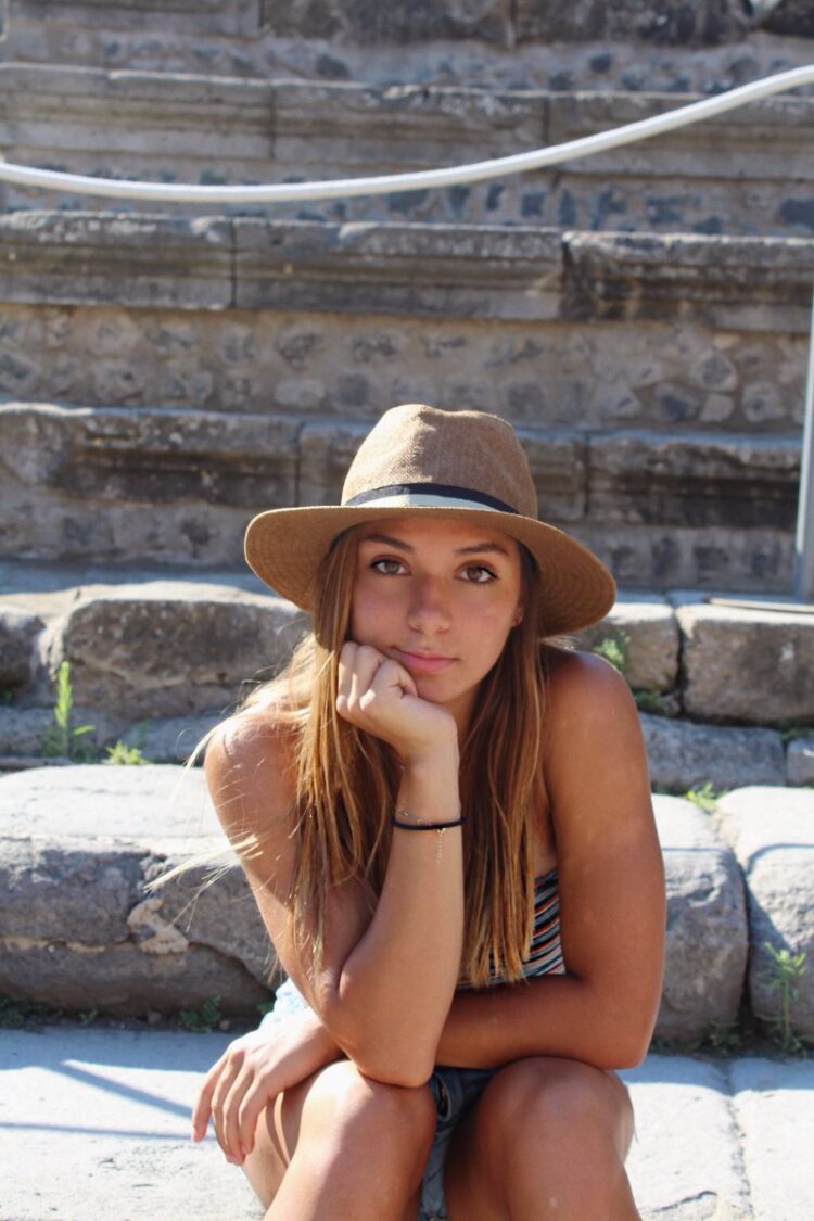 emily rosilier feet 4