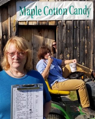 emily saliers feet 5