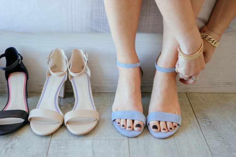 emily schulman feet 1