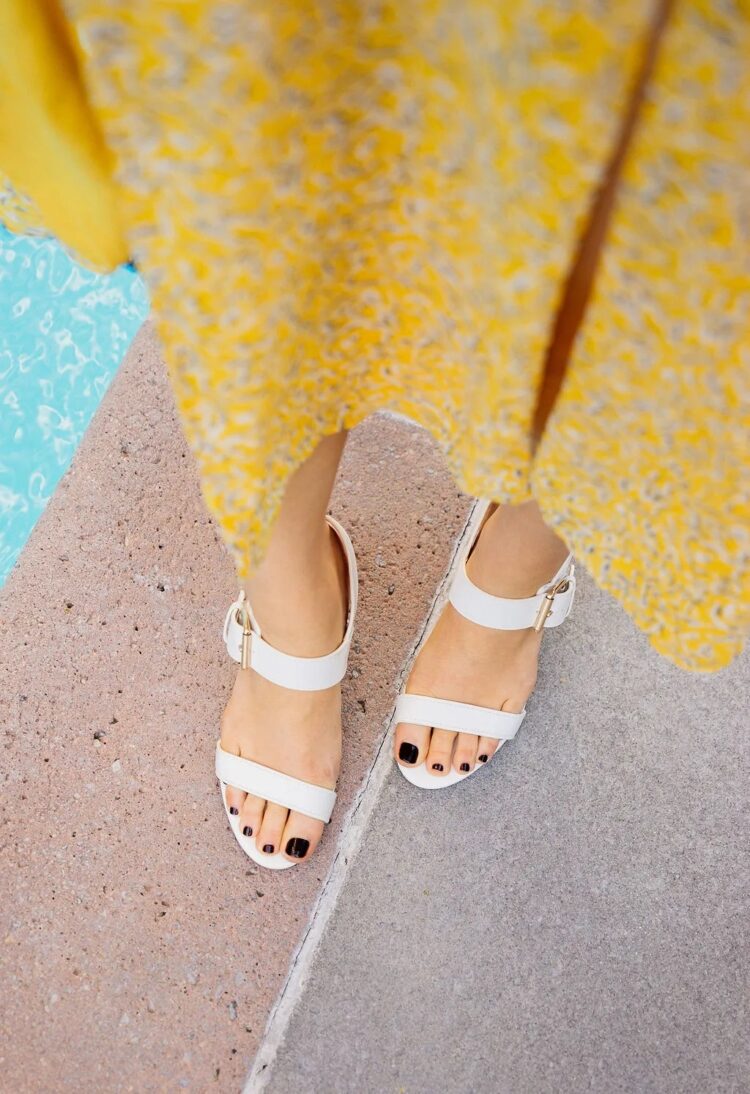 emily schulman feet 2